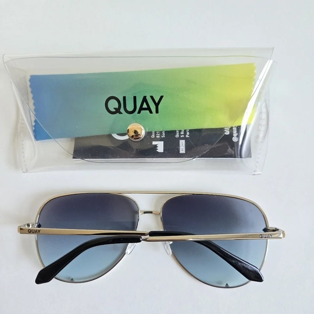 New Quay Unisex High Key Silver/Grey Light Turquoise Oversize Aviator Sunglasses